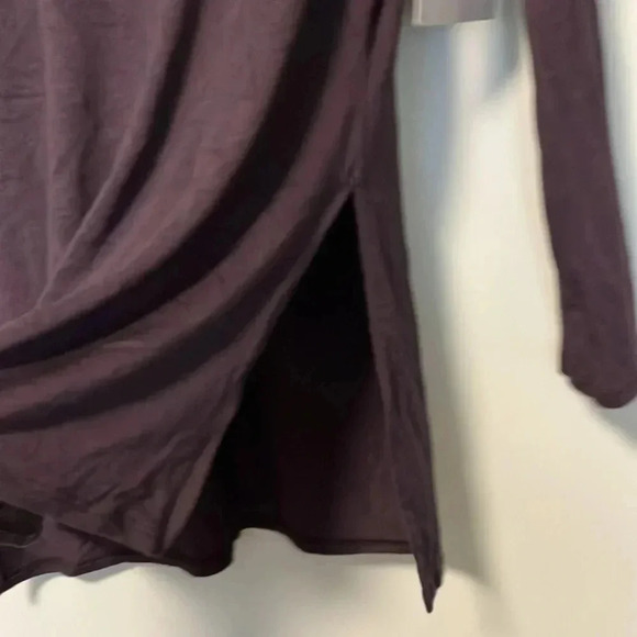 NWT Athleta long and lean wira eggplant purple  tee - Picture 6 of 8